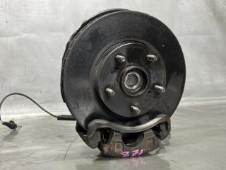 Ступица правая передняя Toyota ISIS ZNM10 1ZZ 43211-44040 2 ракурс Ступица правая передняя Toyota ISIS ZNM10 1ZZ 43211-44040 2 ракурс
