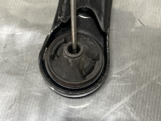 Рычаг правый передний Toyota ISIS ZGM11 3ZR 48068-29255 5 ракурс