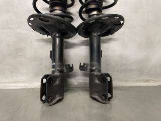 Стойка передняя Toyota NOAH ZRR80 3ZR 4 ракурс