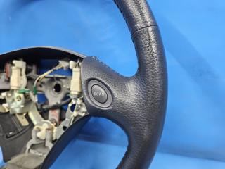 Руль Toyota NOAH AZR60 1AZ 45100-28370 3 ракурс
