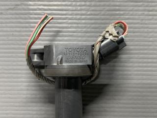 Катушка зажигания Lexus LS460 USF40 1UR 90919-02256 2 ракурс