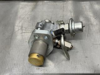 Тнвд Lexus LS600H UVF45 2URFSE 23100-39635, 23100-38100 3 ракурс