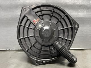 Мотор печки Honda CIVIC EU1 D15B 79310-S6M-013 3 ракурс Мотор печки Honda CIVIC EU1 D15B 79310-S6M-013 3 ракурс