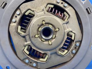 Диск сцепления Toyota PRIUS ZVW30 2ZR 31270-47060 5 ракурс
