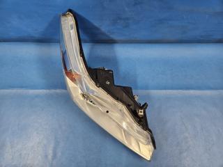 Фара правая передняя Honda STREAM RN6 100-22652 3 ракурс