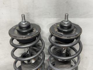 Стойка передняя Toyota AQUA NHP10 1NZ 48520-52560, 48510-52G60 2 ракурс