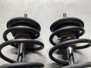 Стойка передняя Toyota AQUA NHP10 1NZ 48520-52560, 48510-52G60 3 ракурс