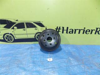 Шкив помпы Toyota Harrier 2006