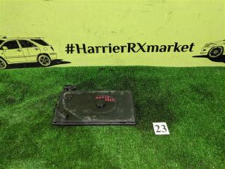 Запчасть площадка под аккумулятор Toyota Harrier 2005