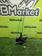 Замок двери передний правый Toyota Land Cruiser 2001