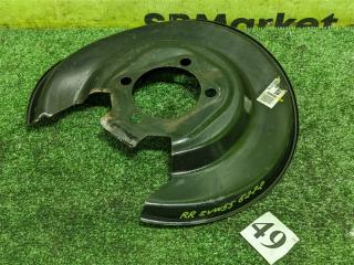 Щиток ступицы задний правый Toyota Prius 2016