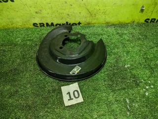 Щиток ступицы задний левый Toyota Prius 2016