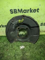 Щиток ступицы передний левый MITSUBISHI Pajero 2008