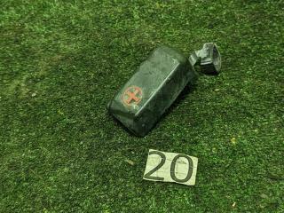 Запчасть крышка клеммы аккумулятора Toyota Harrier 2003