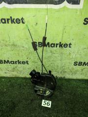 Замок двери задний левый Toyota Kluger 2001