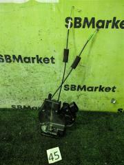 Замок двери задний правый Toyota Kluger 2001