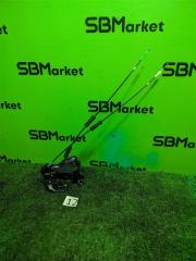 Замок двери передний левый Toyota Land Cruiser Prado 2018