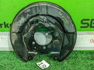 Щиток ступицы задний правый Nissan Qashqai 2008