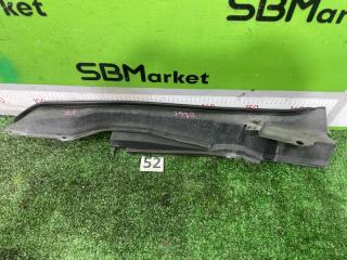 Уплотнитель крыла передний правый Lexus RX350 2008