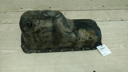 Запчасть поддон двигателя Mazda Familia