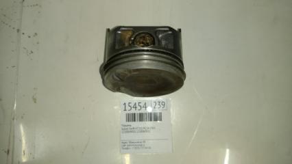 Запчасть поршень Suzuki Swift 2001