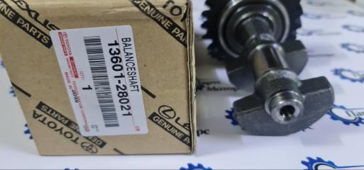 Запчасть вал балансирный Toyota