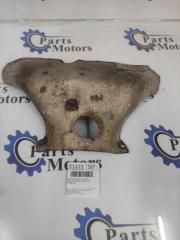 Кожух выпускного коллектора Nissan Prairie 1998