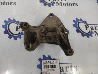 Кронштейн привода сцепления AURIS 2008 ZRE150 1ZR