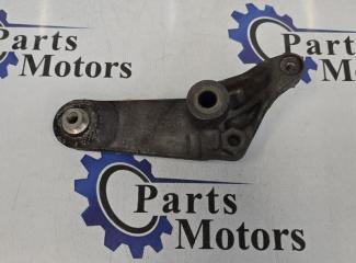 Запчасть кронштейн натяжителя приводного ремня TOYOTA Wish 2004