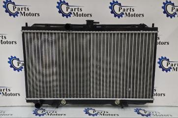 Радиатор охлаждения двигателя NISSAN PRIMERA