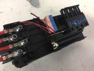 Блок предохранителей Mercedes e-class 2005 Б/У Блок предохранителей Mercedes e-class 2005