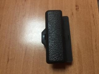 Ручка открытия бардачка Mitsubishi RVR 1995 контрактная Ручка открытия бардачка Mitsubishi RVR 1995