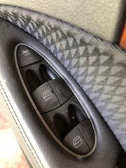 Блок упр. стеклоподьемниками Mercedes e-class 2005