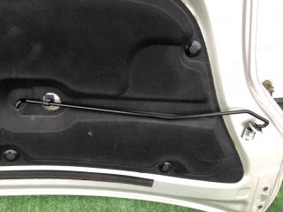 Держатель капота TOYOTA Prius