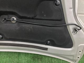 Держатель капота TOYOTA Prius
