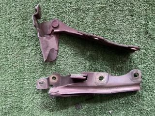 Фото запчасти петля капота Mitsubishi RVR 1995 Б/У запчасть Запчасть петля капота Mitsubishi RVR 1995