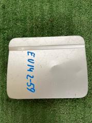 Запчасть лючок бензобака NISSAN BLUEBIRD