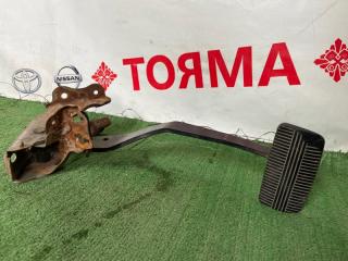 Запчасть педаль тормоза Nissan Cefiro