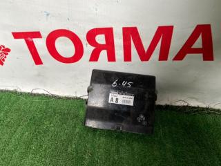 Блок управления abs Toyota Kluger 2000