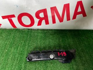 Запчасть крепление бампера заднее правое TOYOTA VITZ