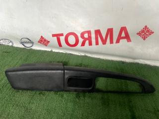 Запчасть накладка на дверь передняя правая TOYOTA CALDINA