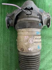 Стойка передняя левая Touareg 7L