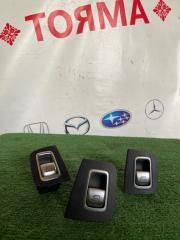 Кнопка стеклоподъемника Mercedes C-class 2019