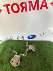 Петля двери передняя левая MAZDA CAPELLA Б/У Петля двери передняя левая MAZDA CAPELLA