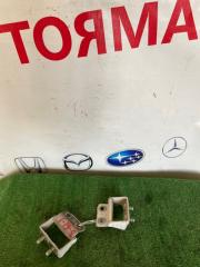 Петля крышки багажника NISSAN CUBE