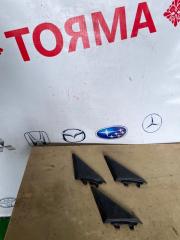 Уголок на зеркало в салоне левый TOYOTA Mark II