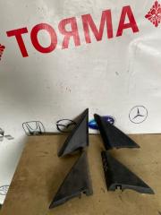 Уголок на зеркало в салоне TOYOTA CARINA
