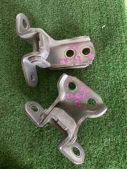 Петля двери передняя левая TOYOTA RAV4 ACA30 контрактная