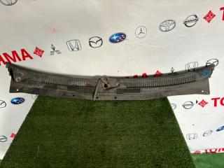 Жабо Nissan BLUEBIRD