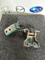 Фото запчасти петля двери передняя левая TOYOTA ALLEX Б/У запчасть Запчасть петля двери передняя левая TOYOTA ALLEX